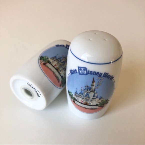 Vintage Walt Disney World Salt and Pepper Shakers White Blue - Picture 7 of 7